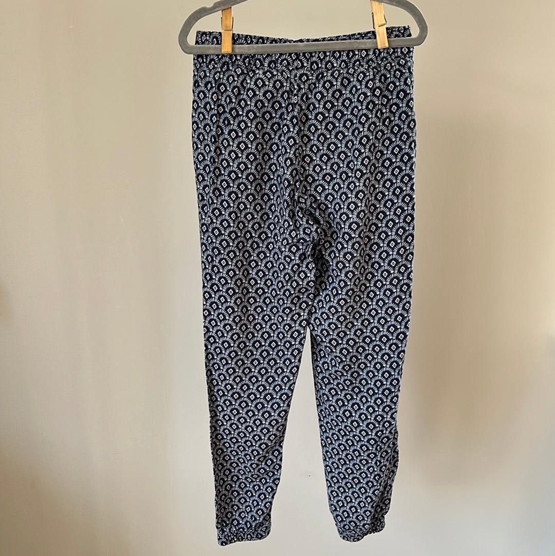 Leichte Sommerhose aus Webstoff - Gr. 122